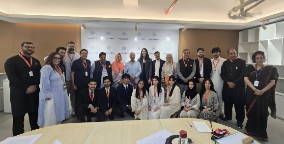 Pakistani Delegation, Dr. Muhammad Yunus Discuss Future of Social Business at Dhaka Summit